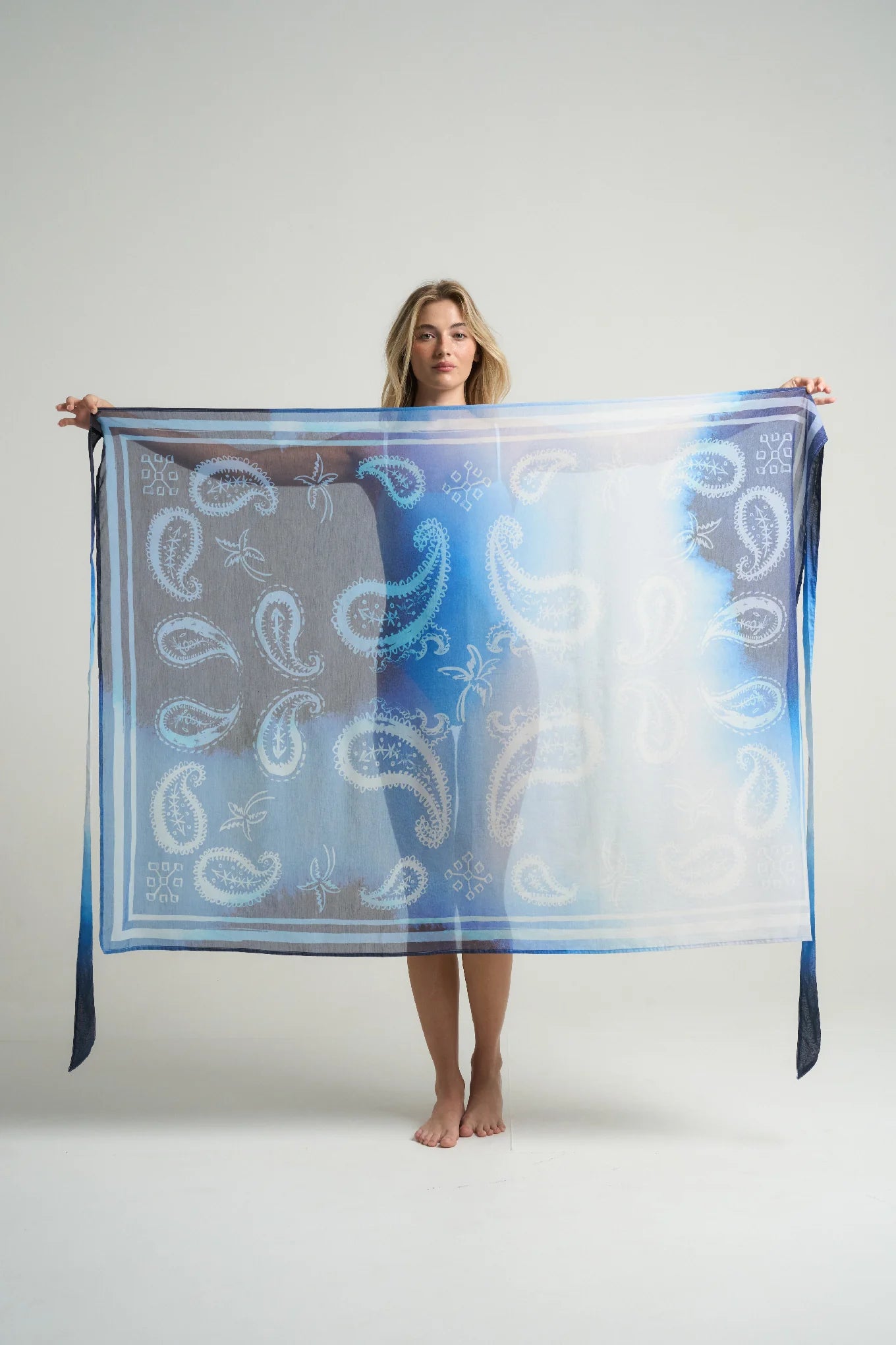 Sarong With Ties Paisley Blue
