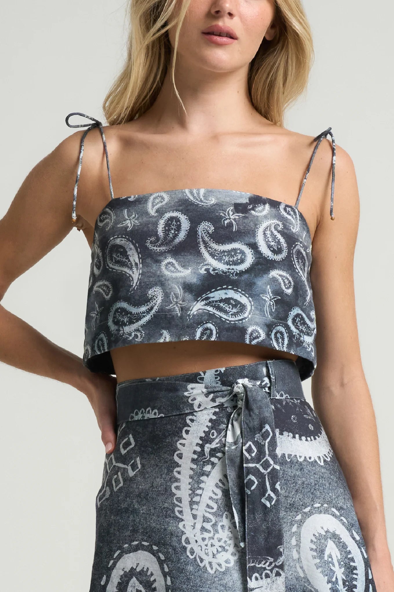 Tie Crop Top Paisley
