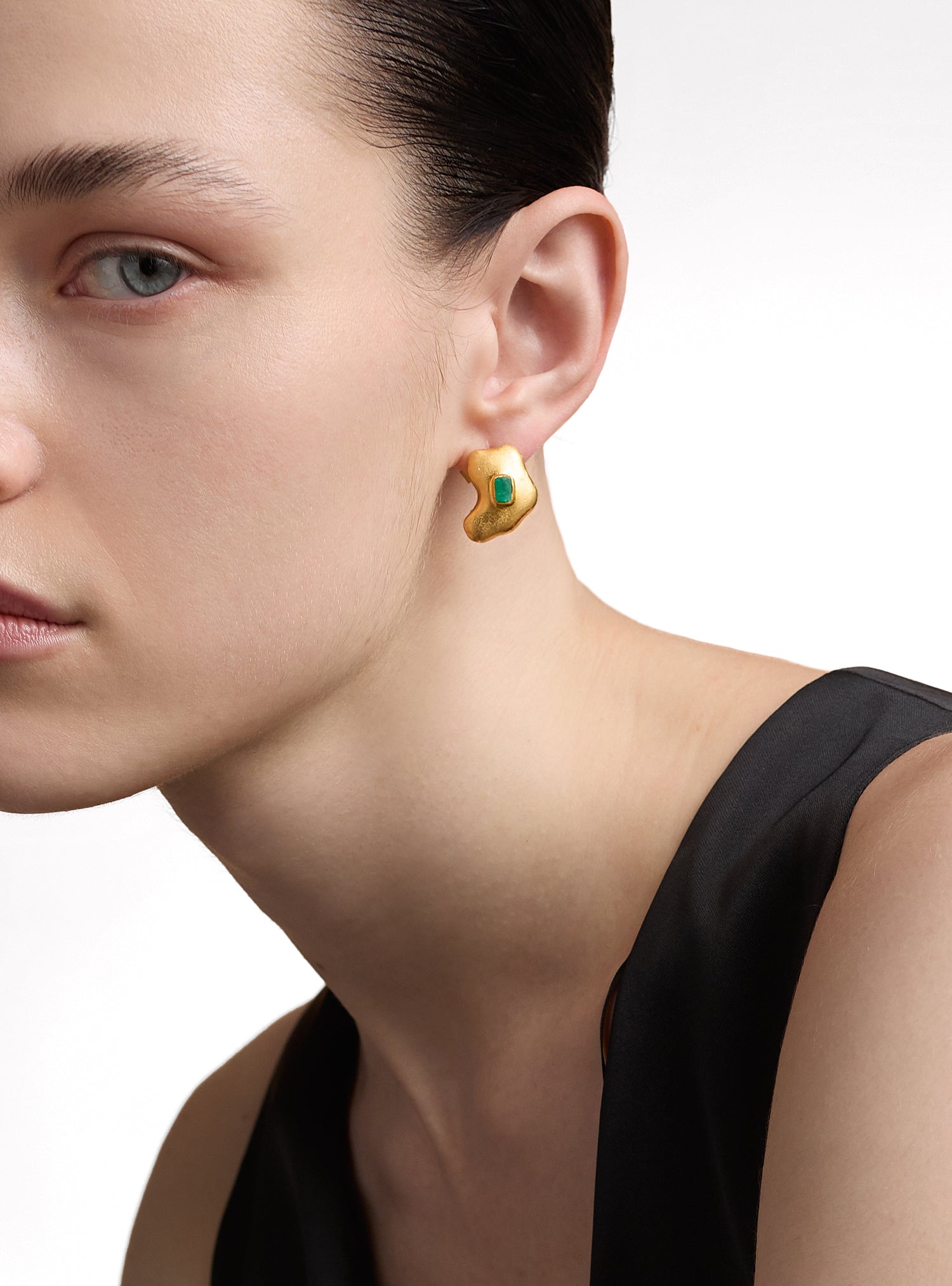 Muzo Studs