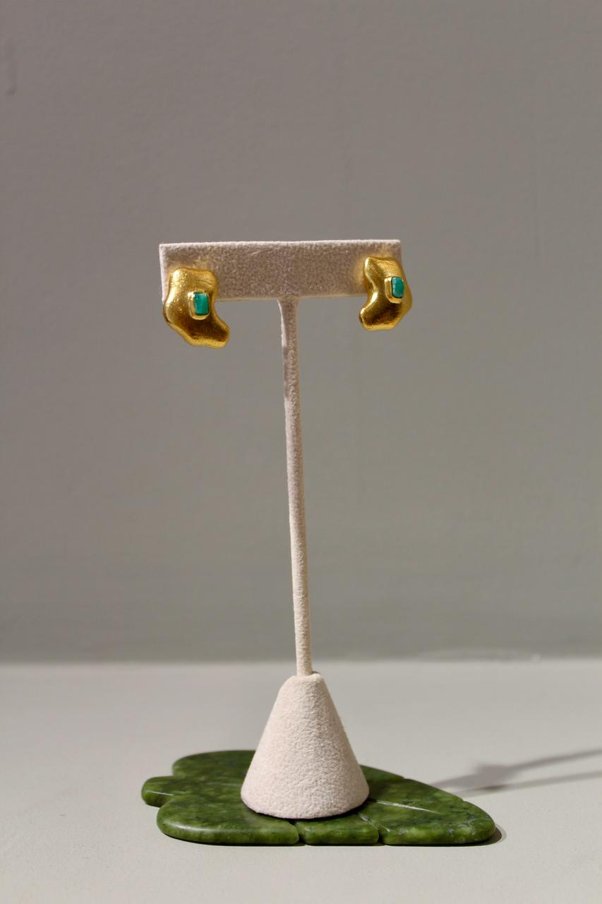 Muzo Studs