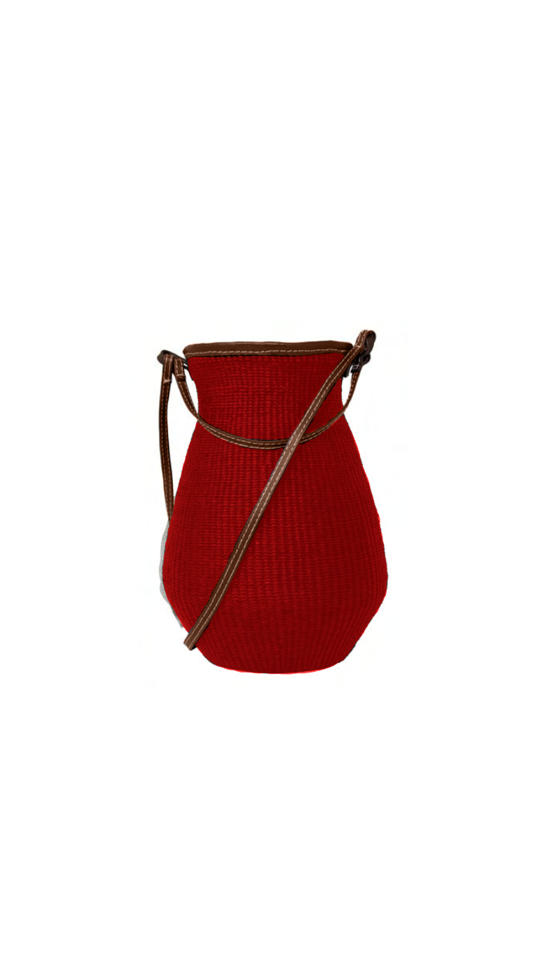 El Cantaro Woven Straw Medium Bucket