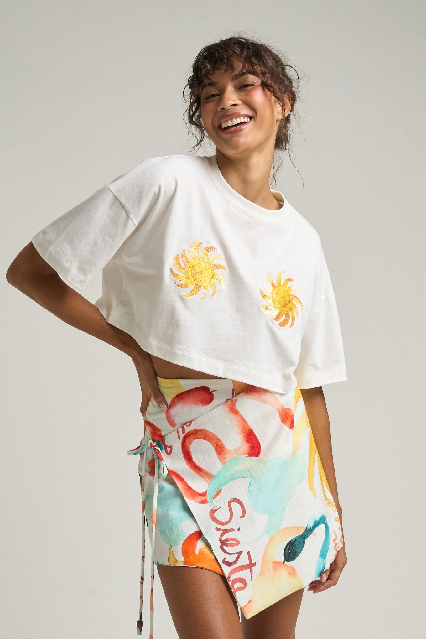 Cropped Graphic Tee: Sol