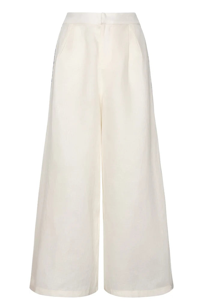 Jared Linen Capri Pants